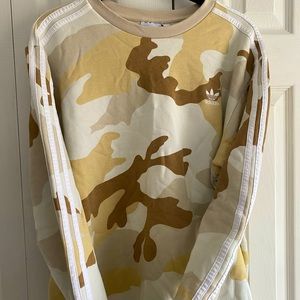 Adidas camo crewneck sweatshirt, tan/yellow/white, size L